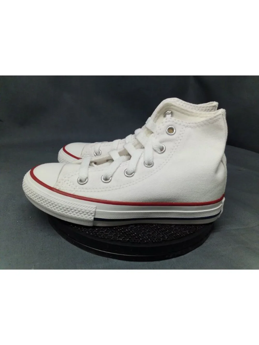 Converse Toddler Chuck Taylor All Star Hi Lace Up White Kids Size 5 NEW IN BOX!
